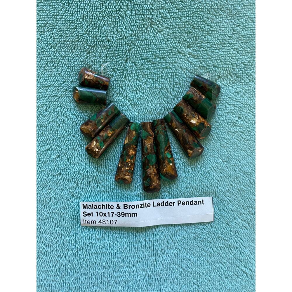 Dakota Stones Malachite and Bronzite Graduated Fan Pendant Set